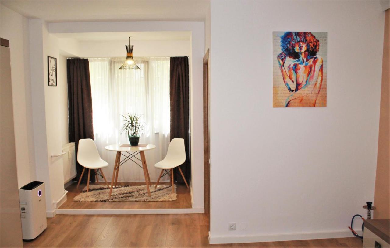 Studio Dristor - Foarte Curat Si Frumos Bucureşti Exterior foto